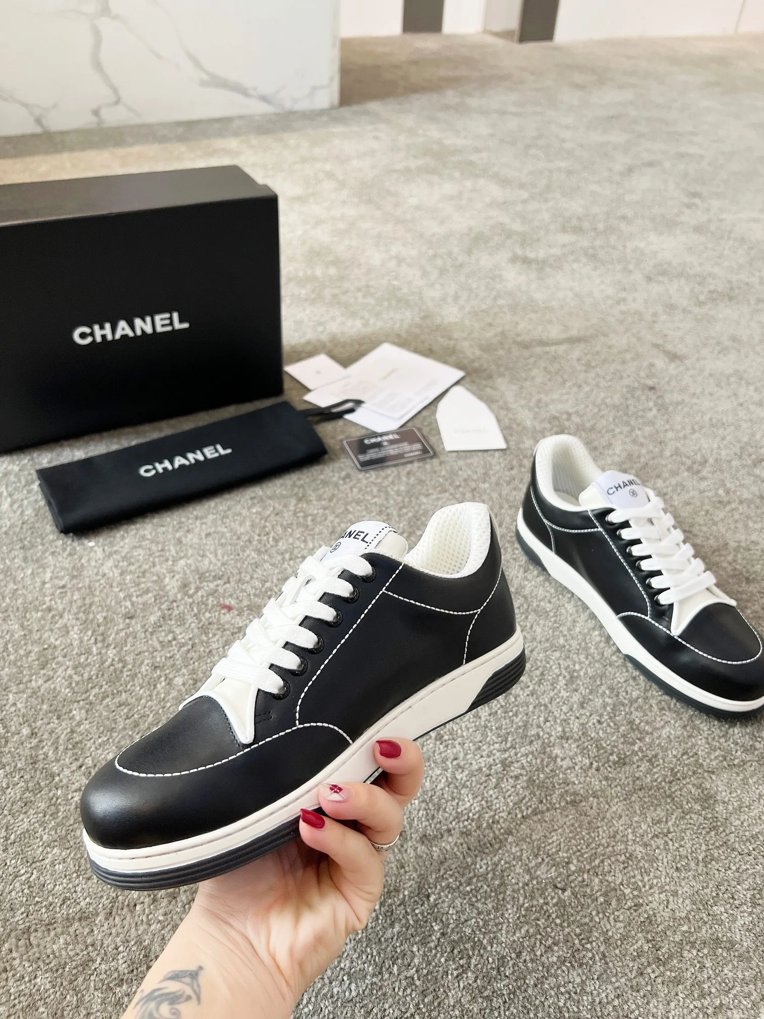👟👟Ex-factory price 560👟👟 Chanel 2025c new casual sports shoes and sneakers, super beautiful color, very versatile, super comfortable, full of little fragrance, classic, durable and versatile, (cowhide, original outsole, good resilience) Size: 35-40